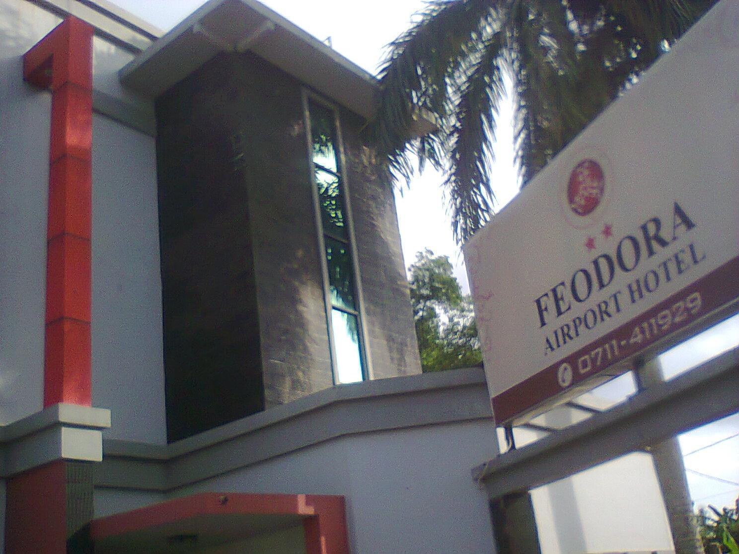 Feodora Airport Hotel Palembang Exterior foto
