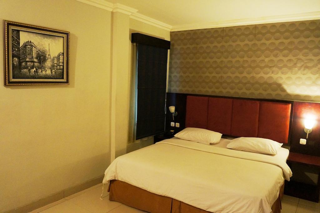 Feodora Airport Hotel Palembang Cameră foto