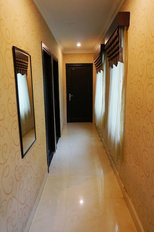 Feodora Airport Hotel Palembang Exterior foto
